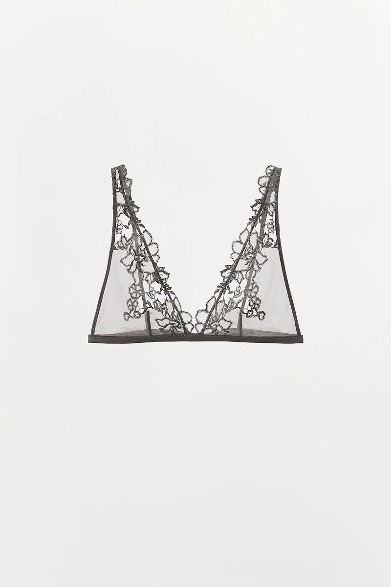 EMBROIDERED TRIANGLE BRA