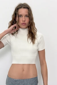 RIB KNIT CROP TOP