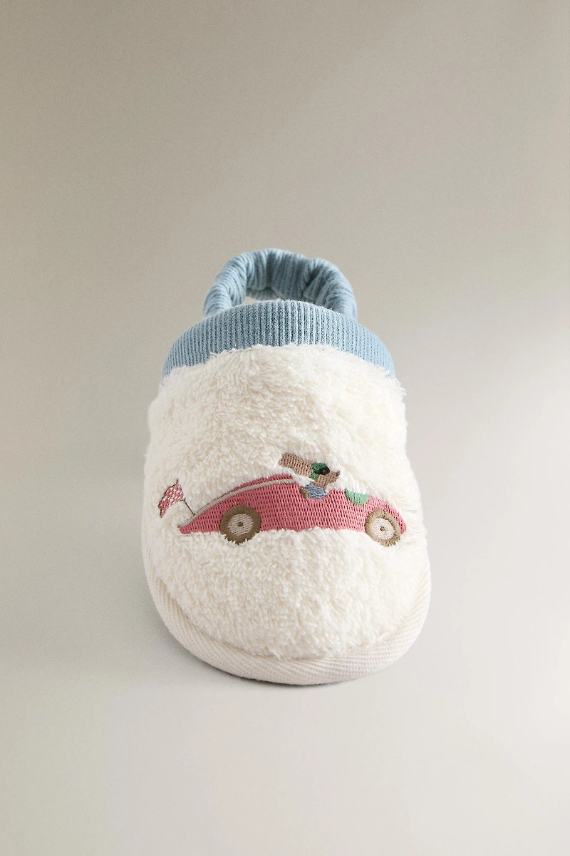 CHILDREN'S TERRYCLOTH BATHROOM RACING DOG SLIPPERS