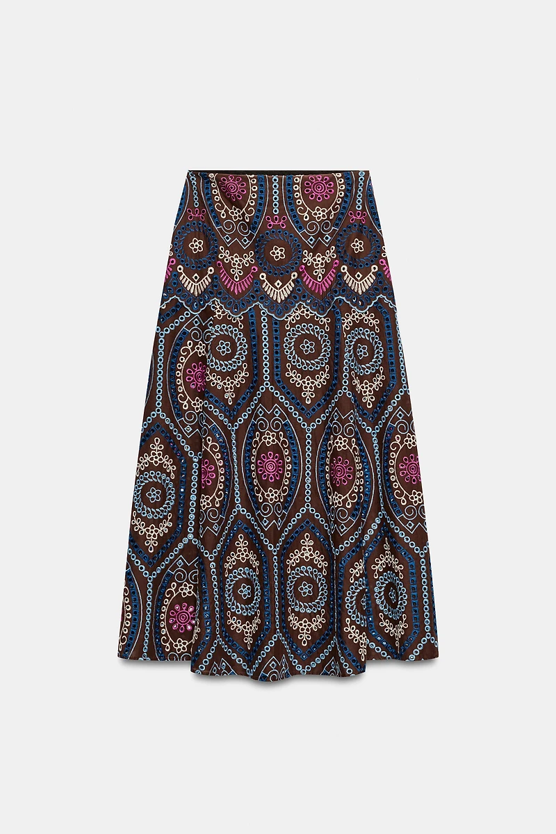 JUPE MI-LONGUE BRODERIES PERFORÉES