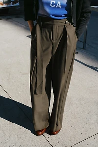PLEATED BELTED PANTS