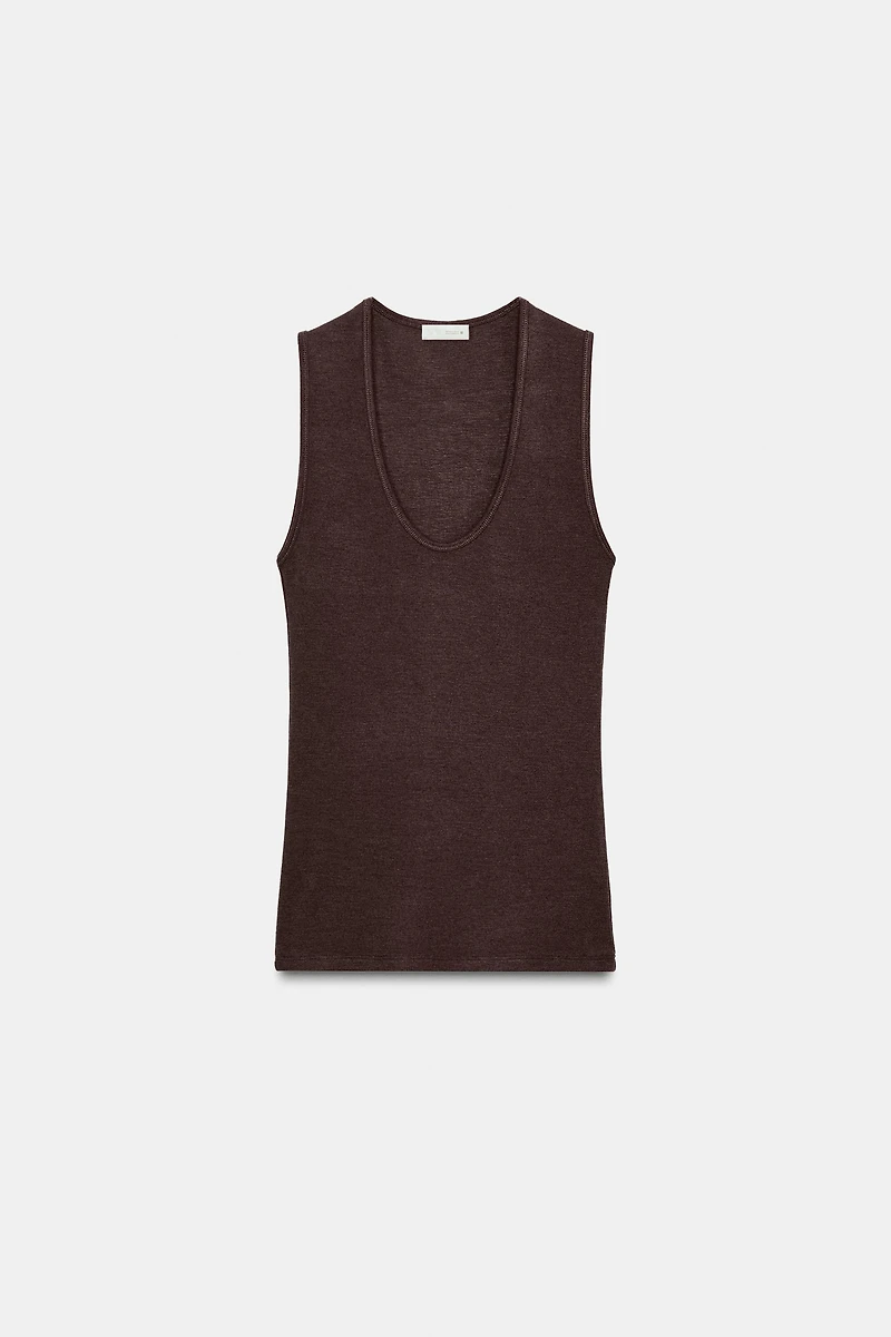 T-SHIRT SANS MANCHES