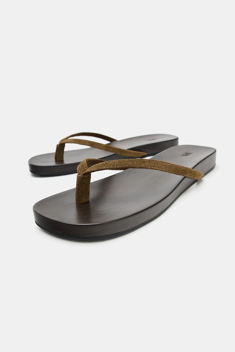 SUEDE FLAT SANDALS