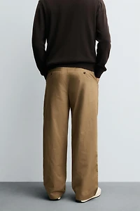 PANTALON CHINO COUPE DÉCONTRACTÉE À PLIS