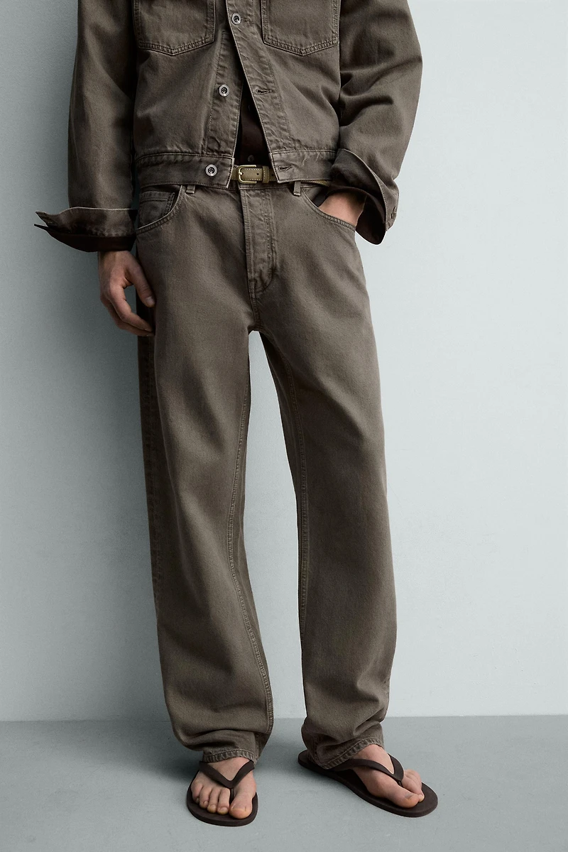 STRAIGHT FIT JEANS