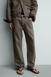 STRAIGHT FIT JEANS