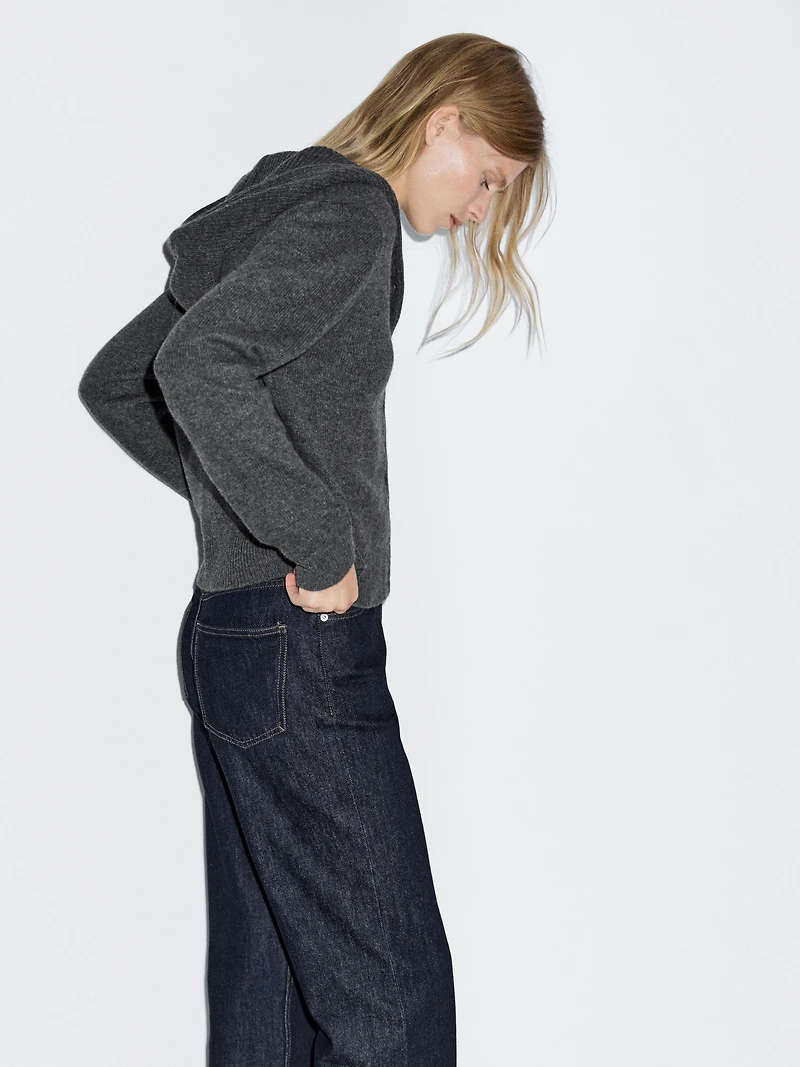 Cardigan à capuche 100 % laine