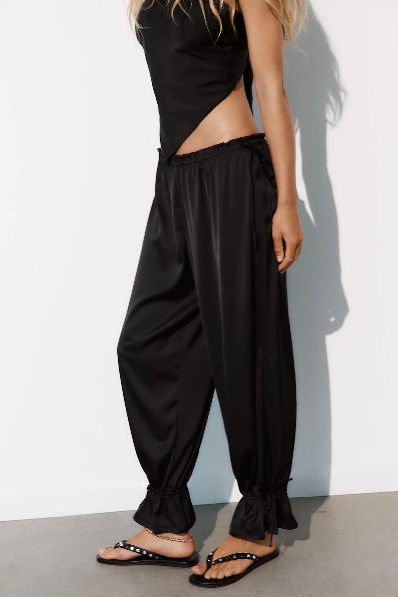 STRIPED TIED BALLOON PANTS