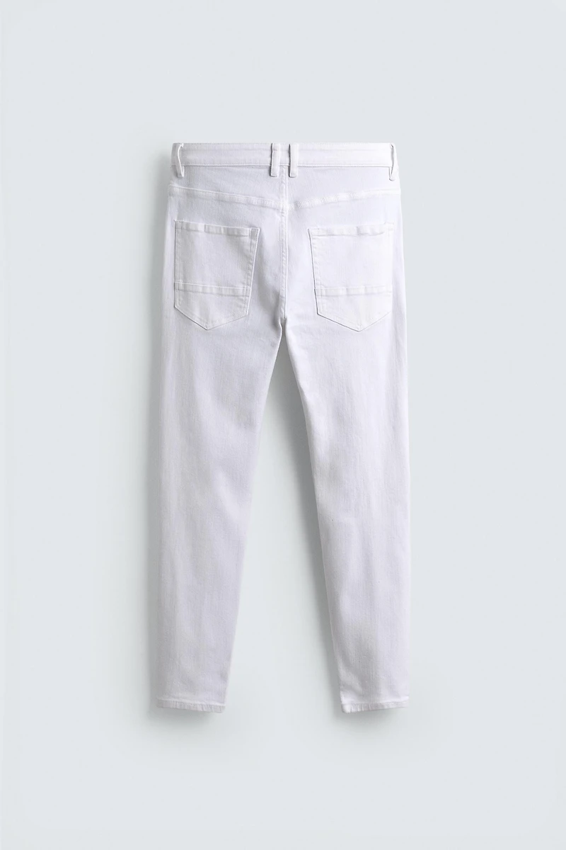 JEAN SKINNY FIT DÉCHIRÉ