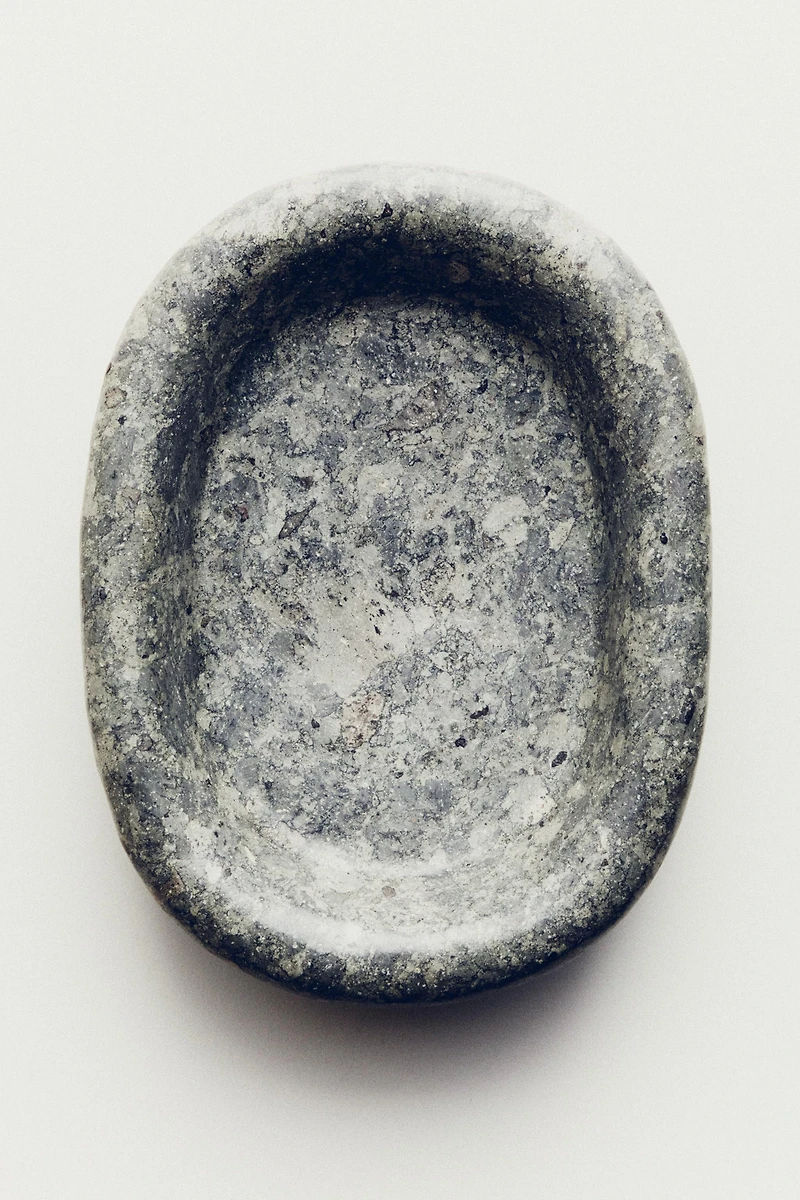 GREENISH MARBLE CONCAVE TRAY