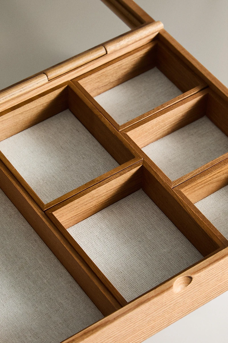 WOODEN JEWELRY BOX