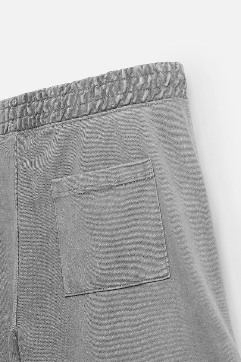 BAGGY FIT JOGGER SHORTS