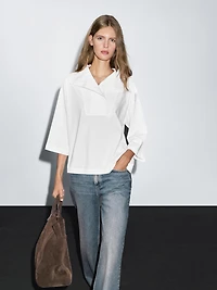 Funnel neck T-shirt
