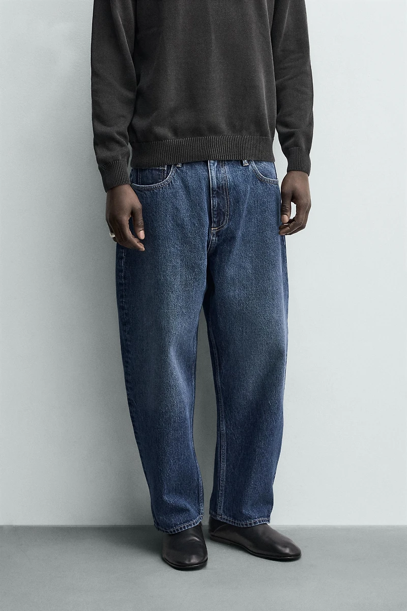 TAPERED WIDE FIT JEANS