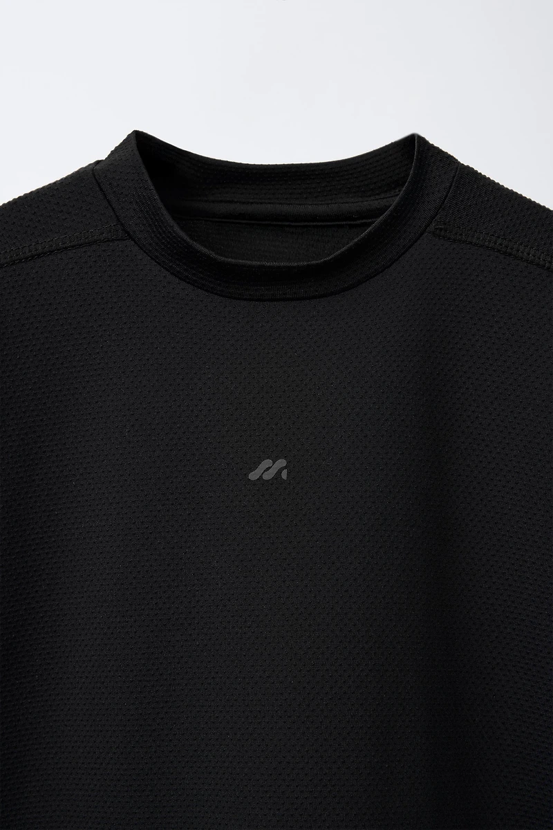 TECHNICAL LOGO T-SHIRT