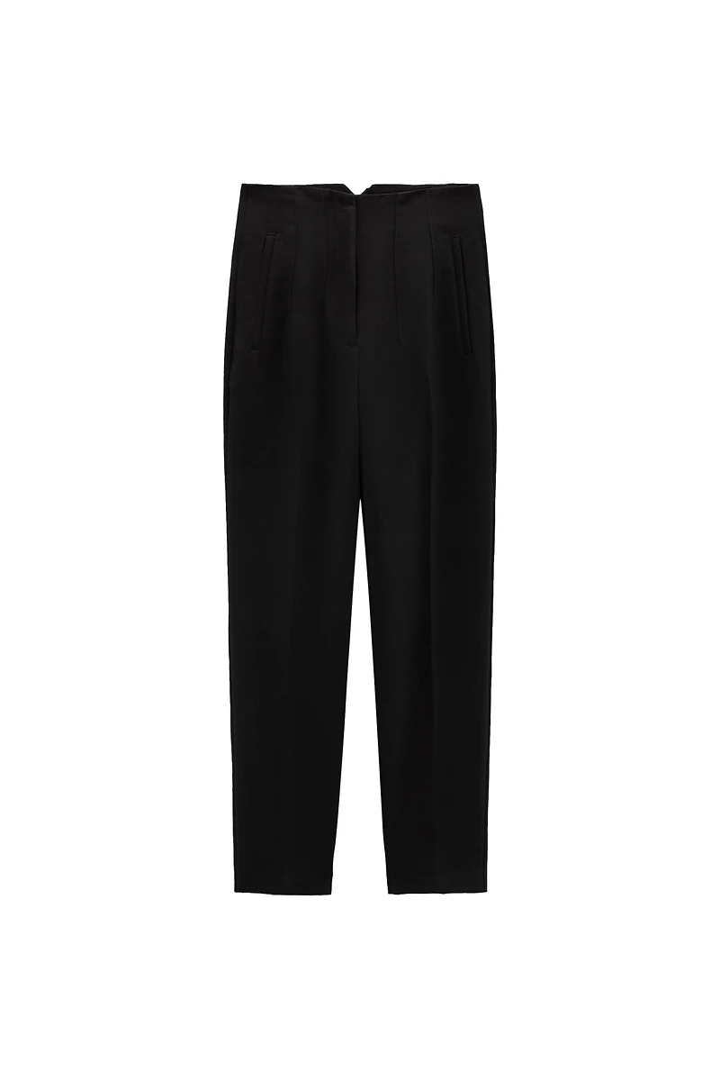 PANTS WITH A HIGH WAIST