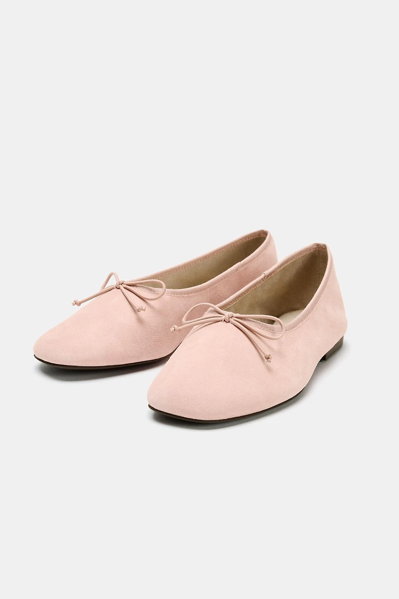 BALLERINES EN DAIM AVEC NŒUD