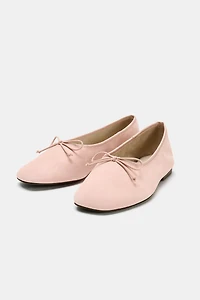 BALLERINES EN DAIM AVEC NŒUD