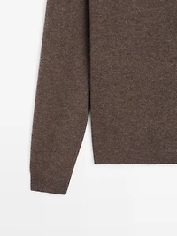 Pull à col en V maille de laine mélangée