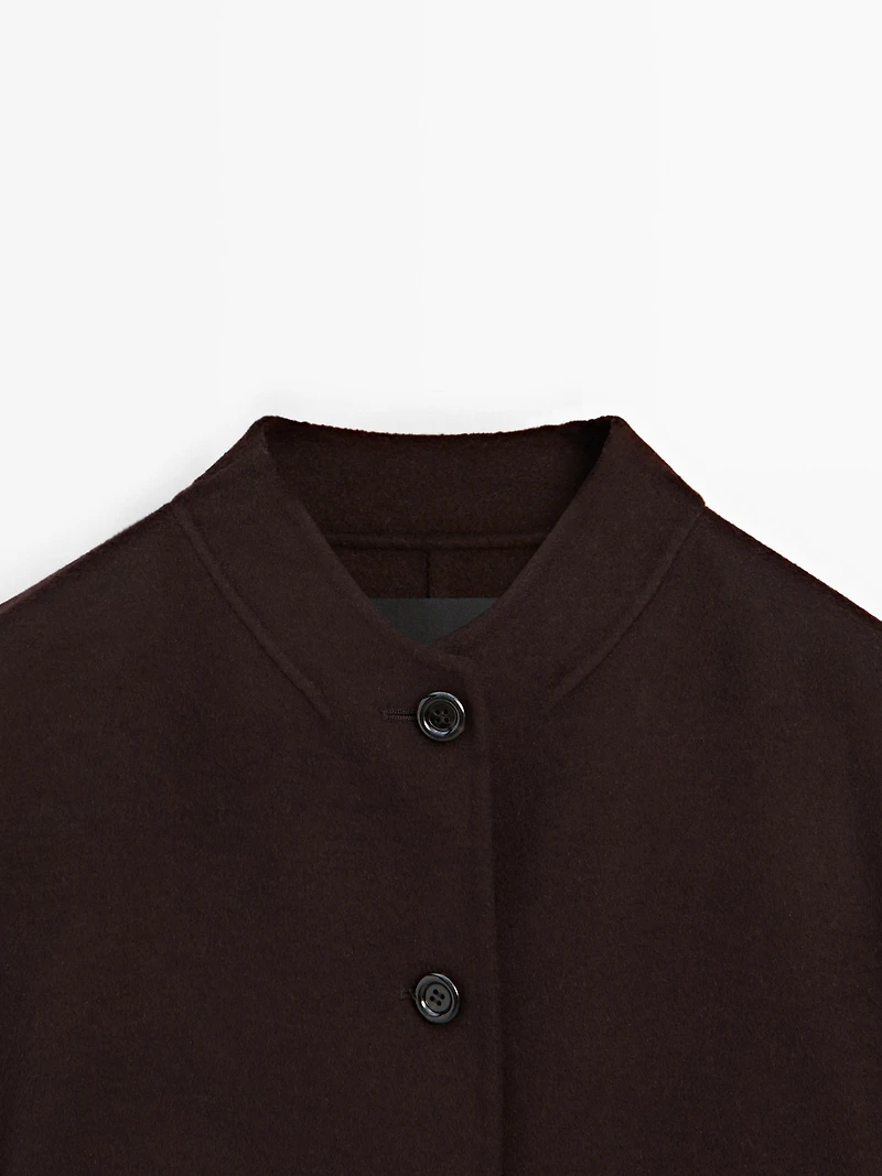 Short jacket with high neck