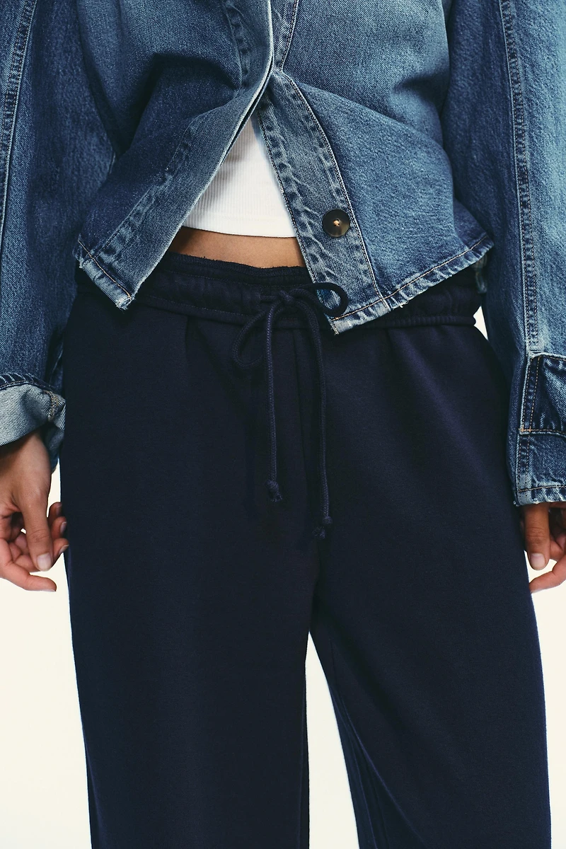 PLUSH BASIC STRAIGHT PANTS