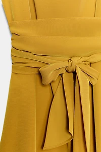 ROBE COURTE NŒUD ÉPAULETTES