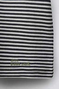 EMBROIDERED TEXT STRIPED HEAVY WEIGHT T-SHIRT