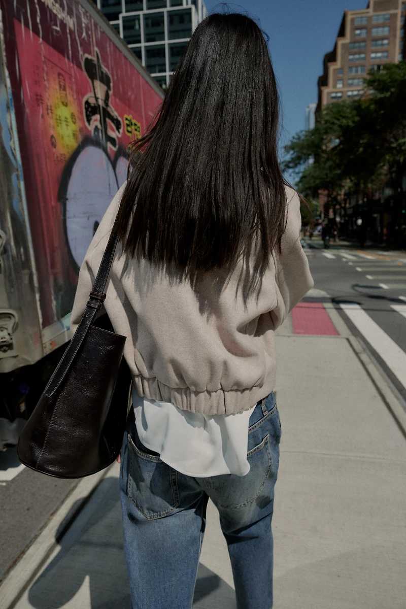 SOFT BOMBER WITH ELASTIC HEM
