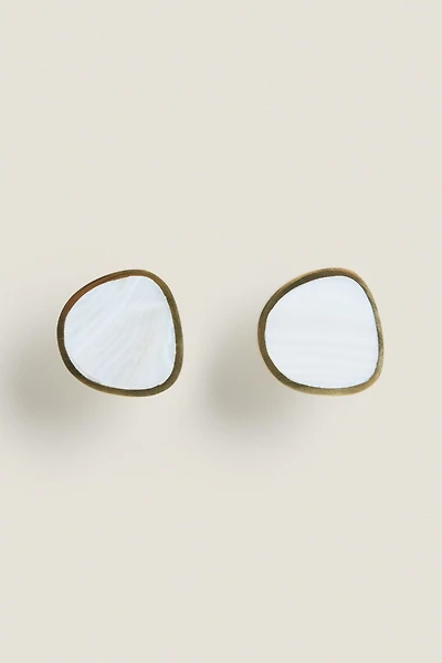SET OF IRREGULAR MOTHER-OF-PEARL KNOBS (SET OF 2)