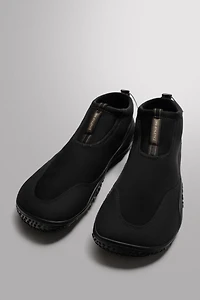 WATER SHOES X VIBRAM®