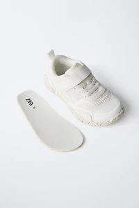BAREFOOT SNEAKERS