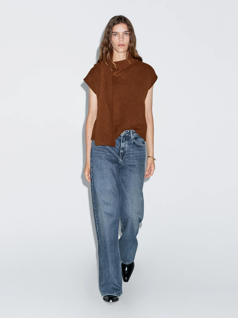Veste sans manches en maille à col V et écharpe
