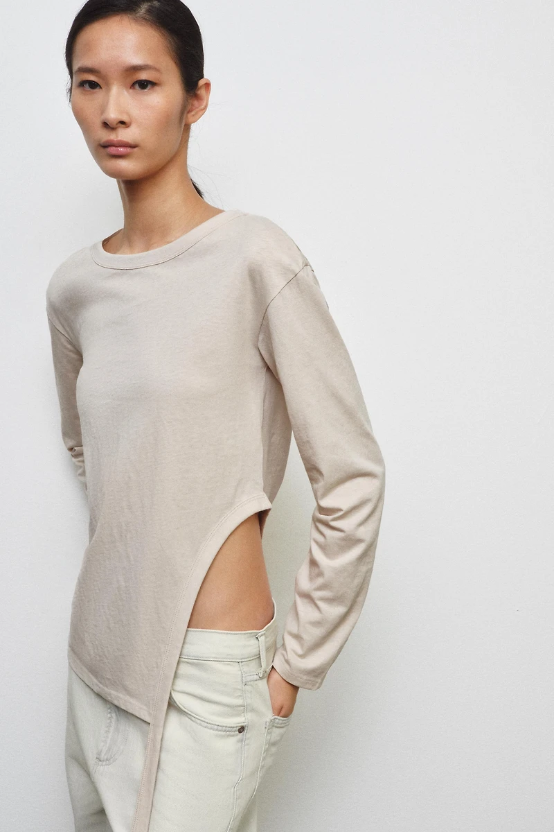 ASYMMETRIC RUSTIC T-SHIRT