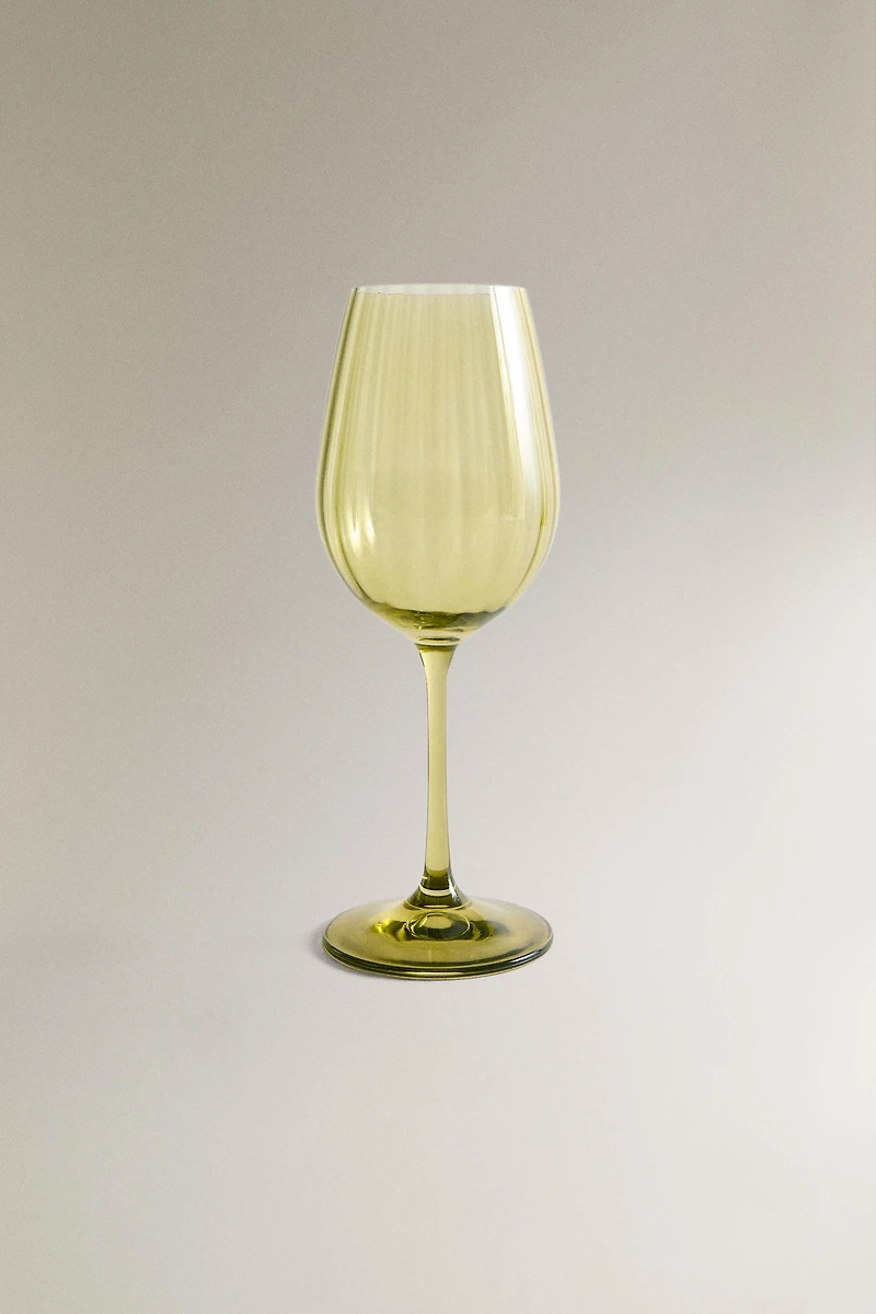 RAISED CRYSTALLINE GLASS