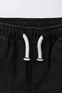 DENIM SHORTS WITH LABEL