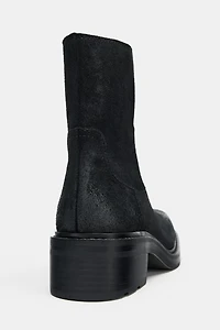 LEATHER SQUARE TOE ANKLE BOOTS