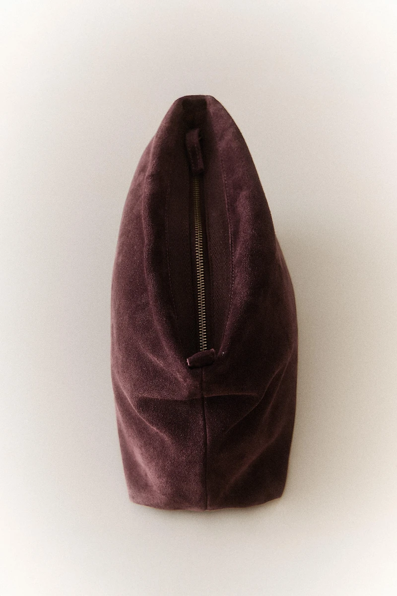 TROUSSE DE TOILETTE CUIR DAIM