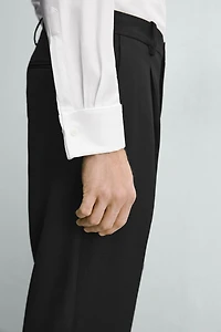 CHEMISE SLIM À POIGNETS MOUSQUETAIRES