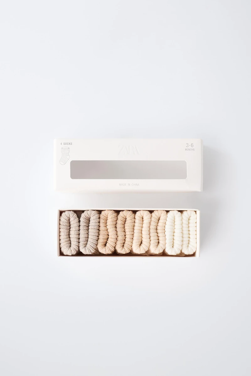 FOUR-PACK OF RIBBED SOCKS WITH BOX