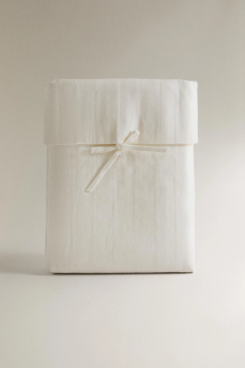 JACQUARD LINEN SHOWER CURTAIN