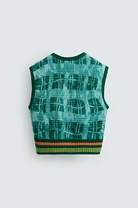 GRAPHIC PRINT KNIT VEST © OTIS KWAME KYE QUAICOE