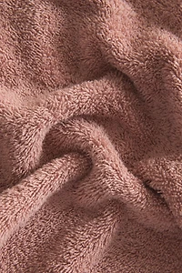 BATH TOWEL WITH CROCHET EDGE