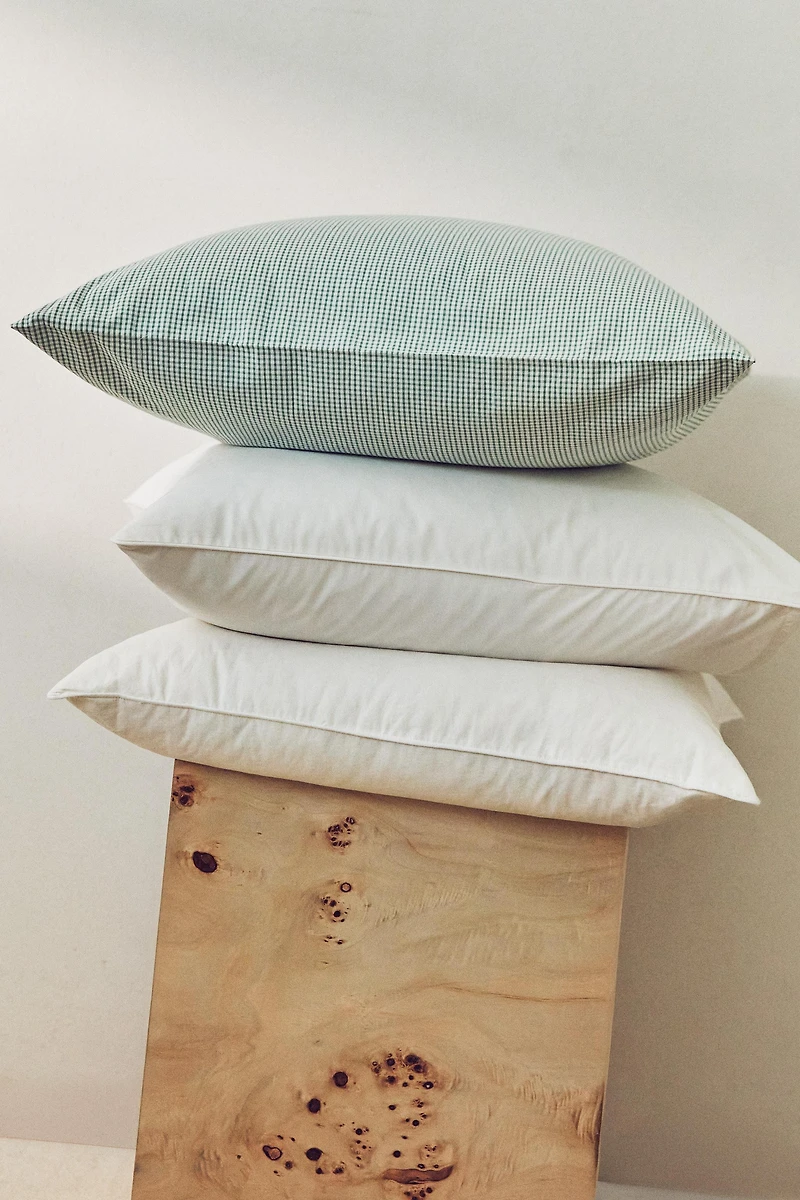 CHECK SEERSUCKER PILLOWCASE