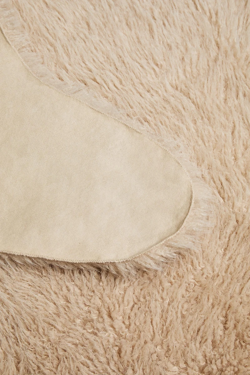 LONG PILE BLANKET