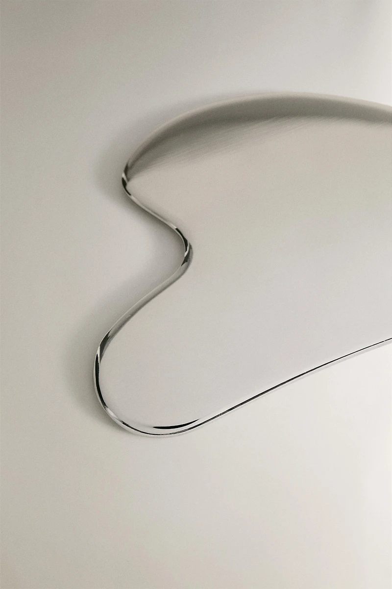 MASSEUR VISAGE GUA SHA MÉTAL