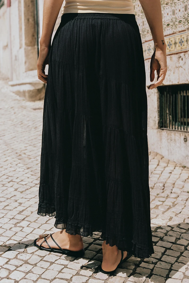 ASYMMETRIC MIDI SKIRT