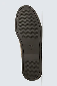 MOCASSINS EN CUIR CASUAL