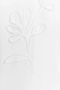 RAISED FLOWER T-SHIRT