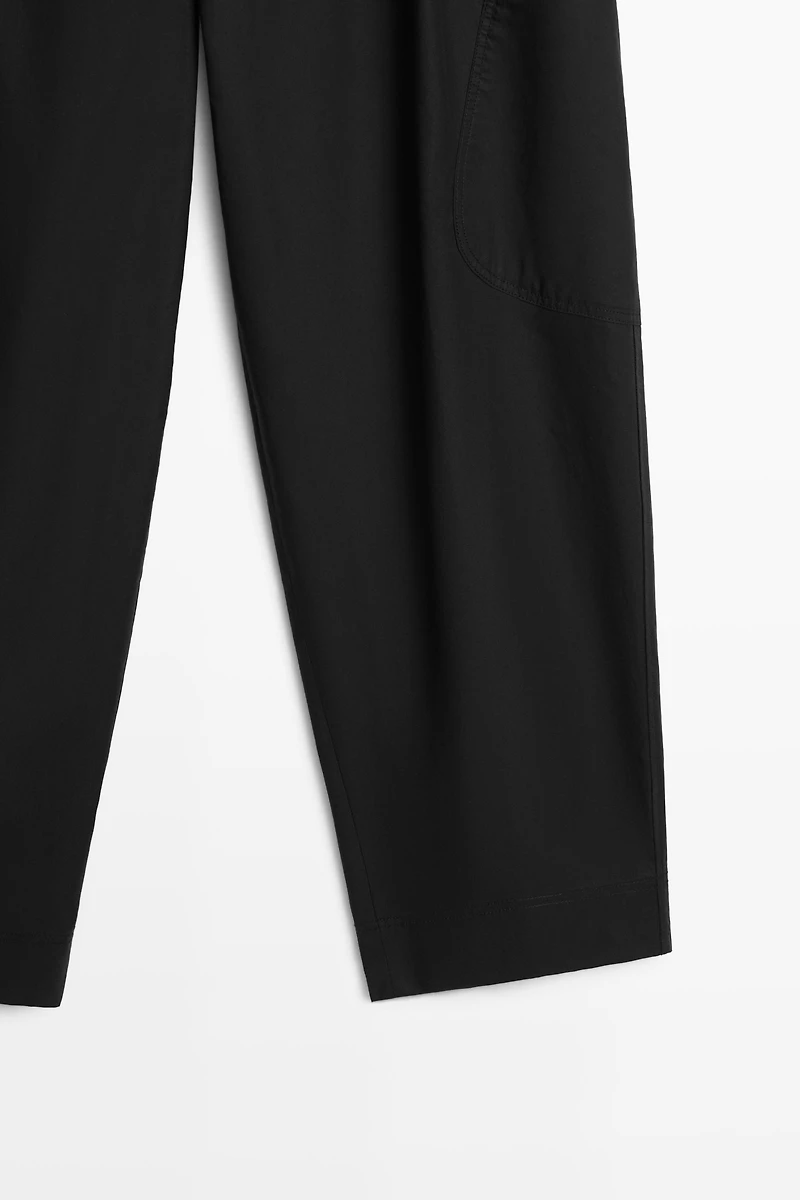 Barrel fit cargo pants
