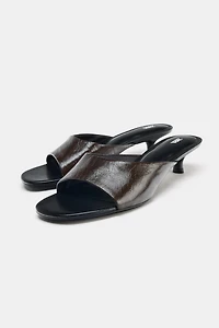 SANDALES KITTEN EN CUIR